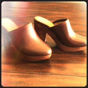 Real leather brown heeled clogs. Never worn!